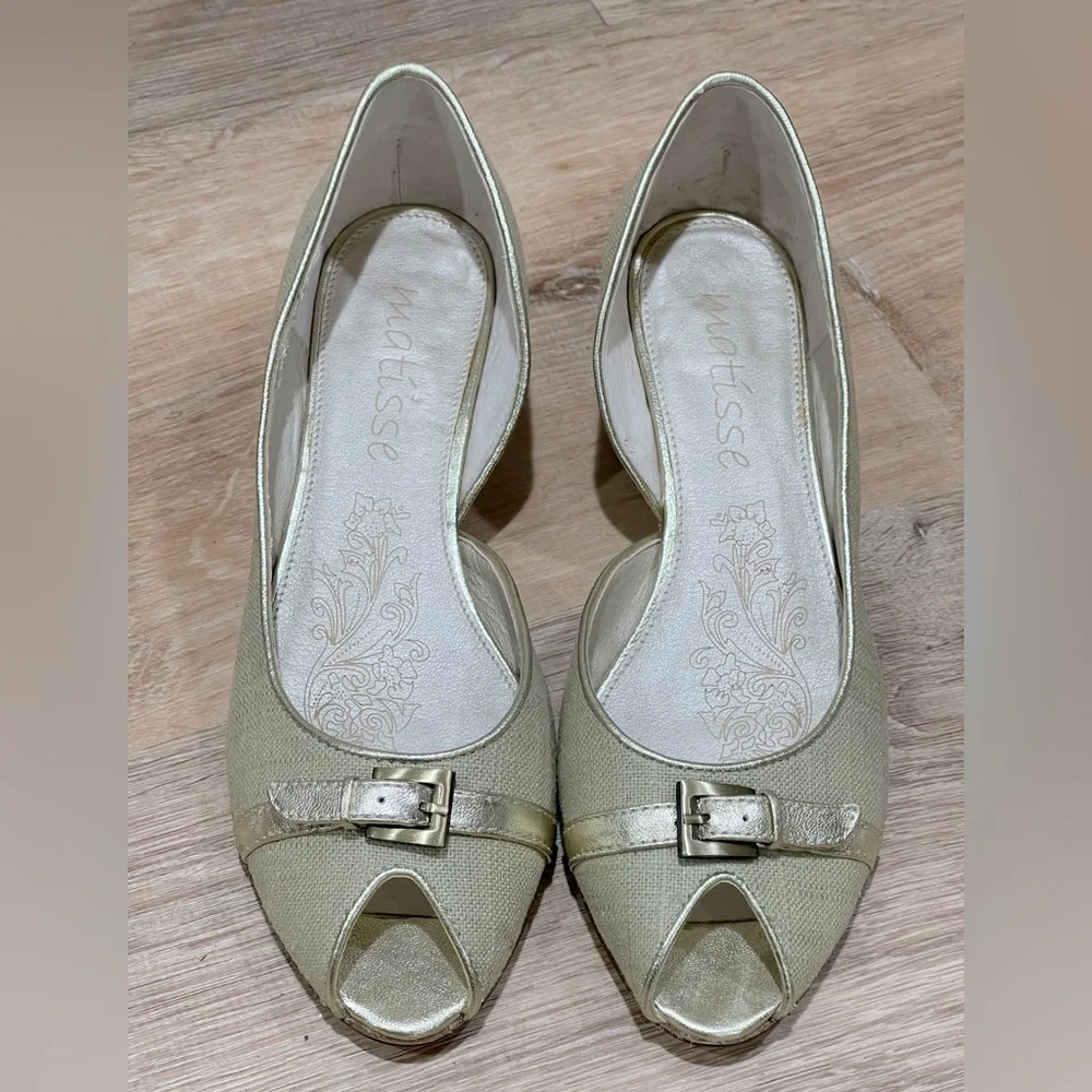 Matisse Estee Khaki Canvas and Gold Leather Open Toe Basket Weave Wedge 7.5 - Picture 2 of 13